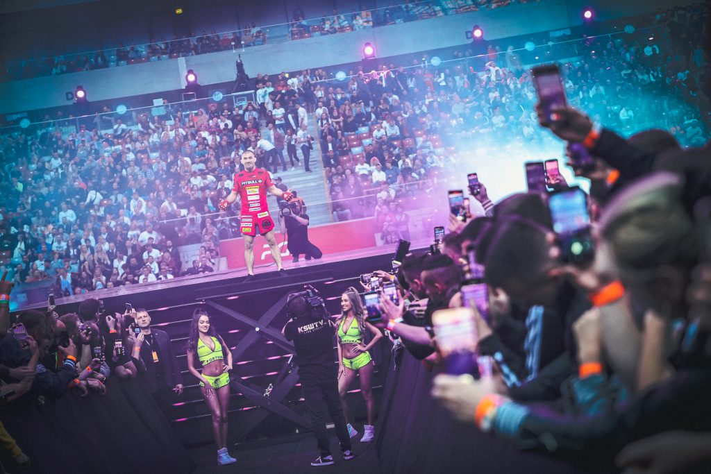 KSW Colloseum 2, Blachy Pruszynski