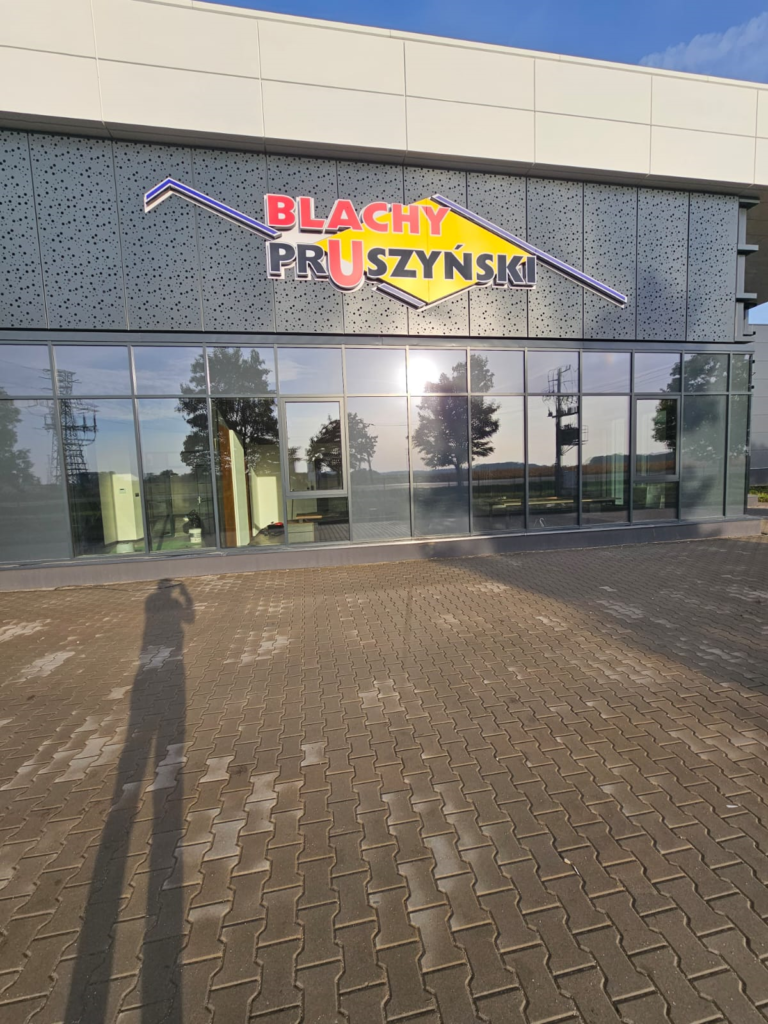 office depot Pruszynski Wroclaw outside