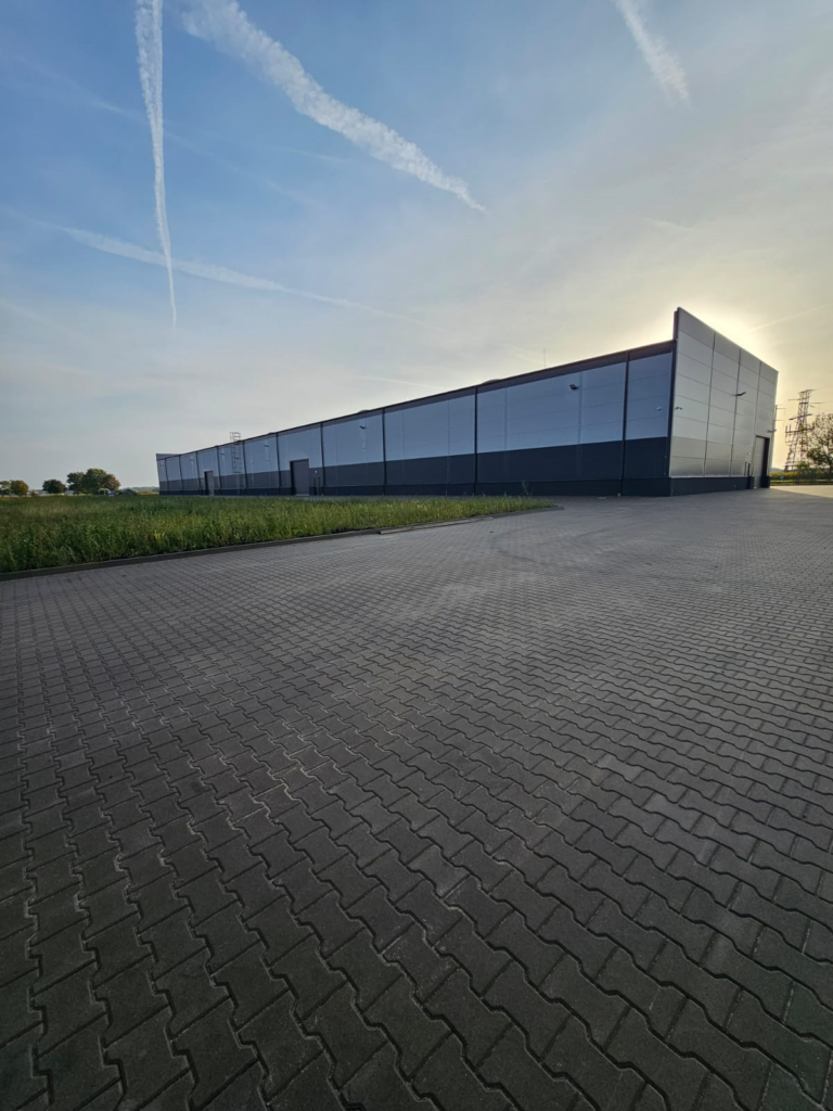 office depot Pruszynski Wroclaw outside