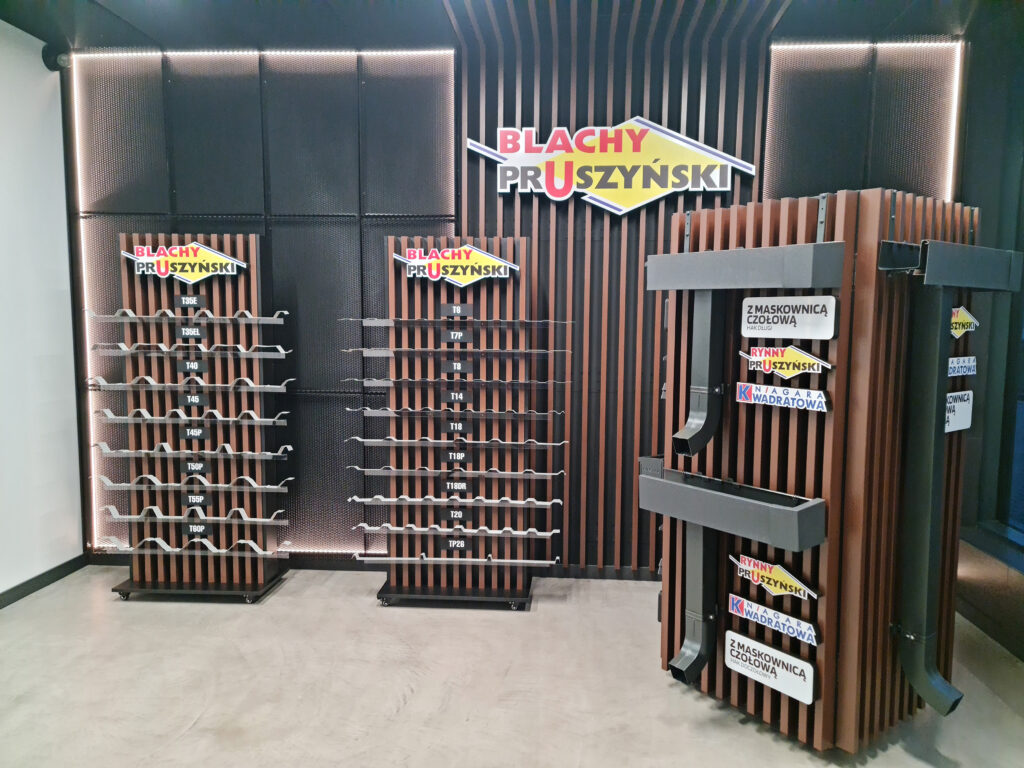 office depot Pruszynski Wroclaw standees