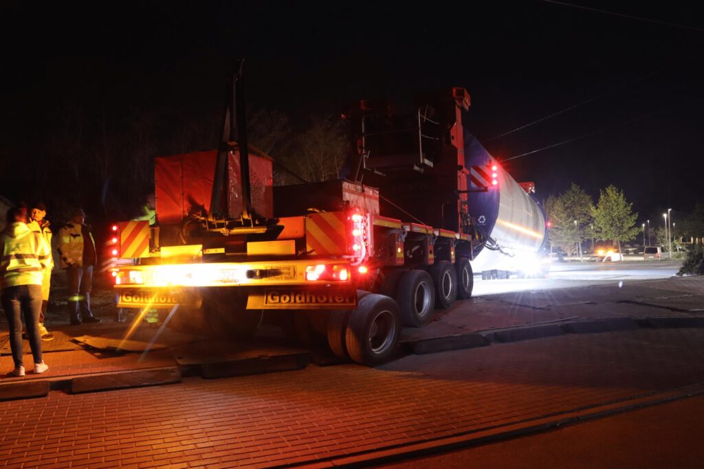 Farma wiatrowa transport wiatrakow 2024 Zelechlinek, OZE