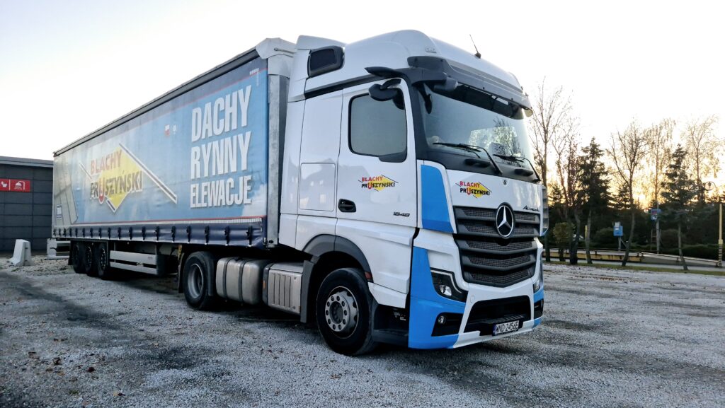 tir transport spedycja mercedes arctos pruszynski