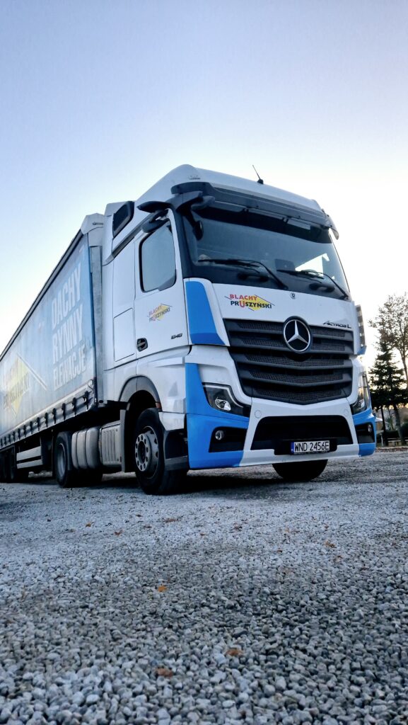 tir transport spedycja mercedes arctos pruszynski