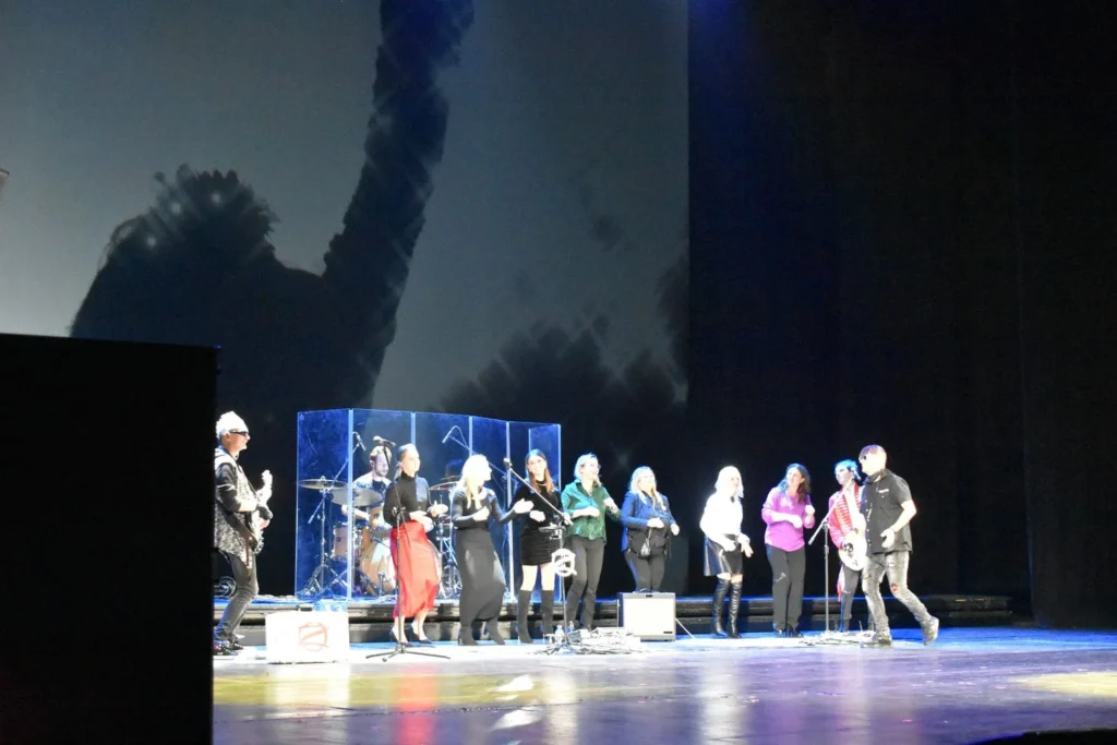 Koncert charytatywny, Integracja JPII