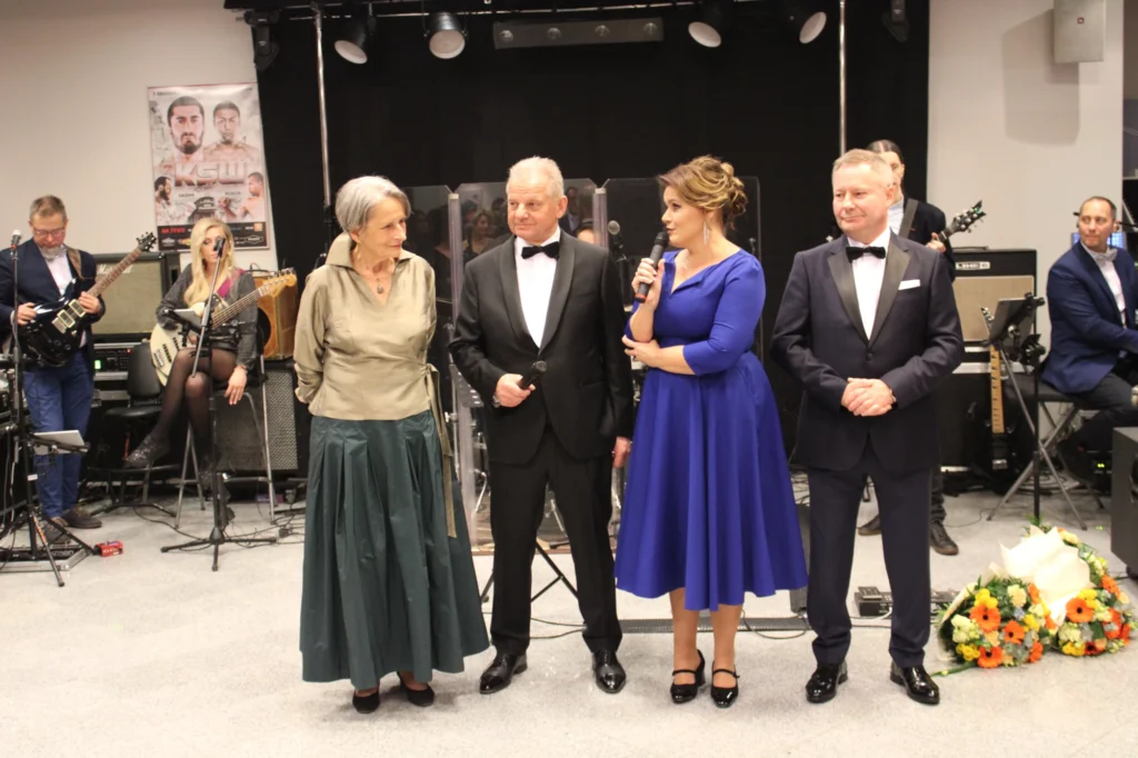 Bal charytatywny w siedzibie Blachy Pruszyński