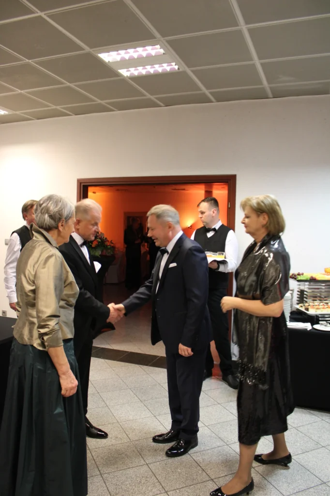 Bal charytatywny w siedzibie Blachy Pruszyński