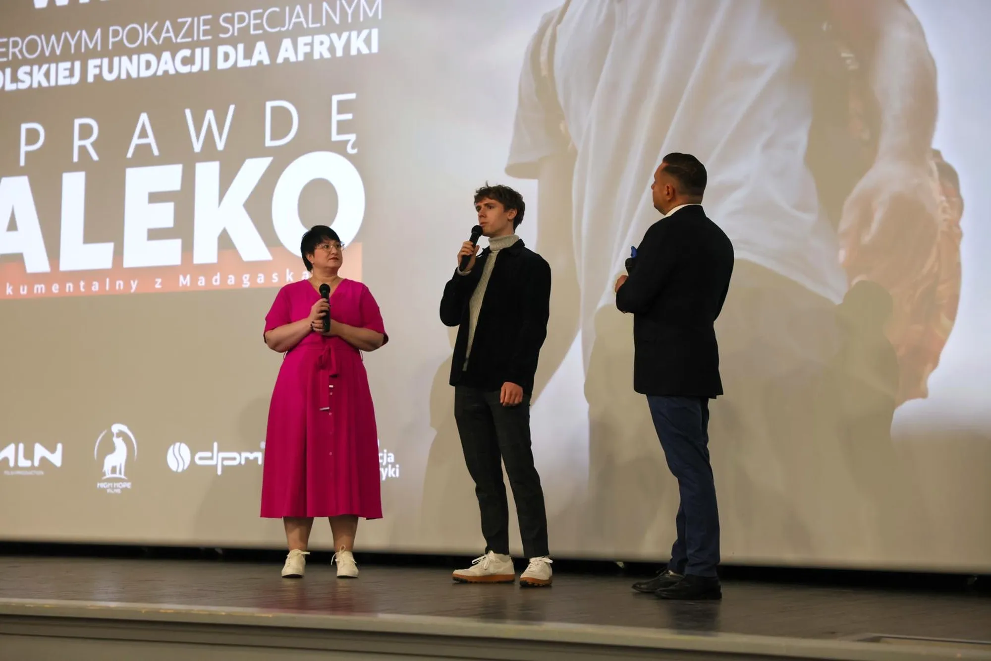 Naprawdę daleko, film dokumentalny