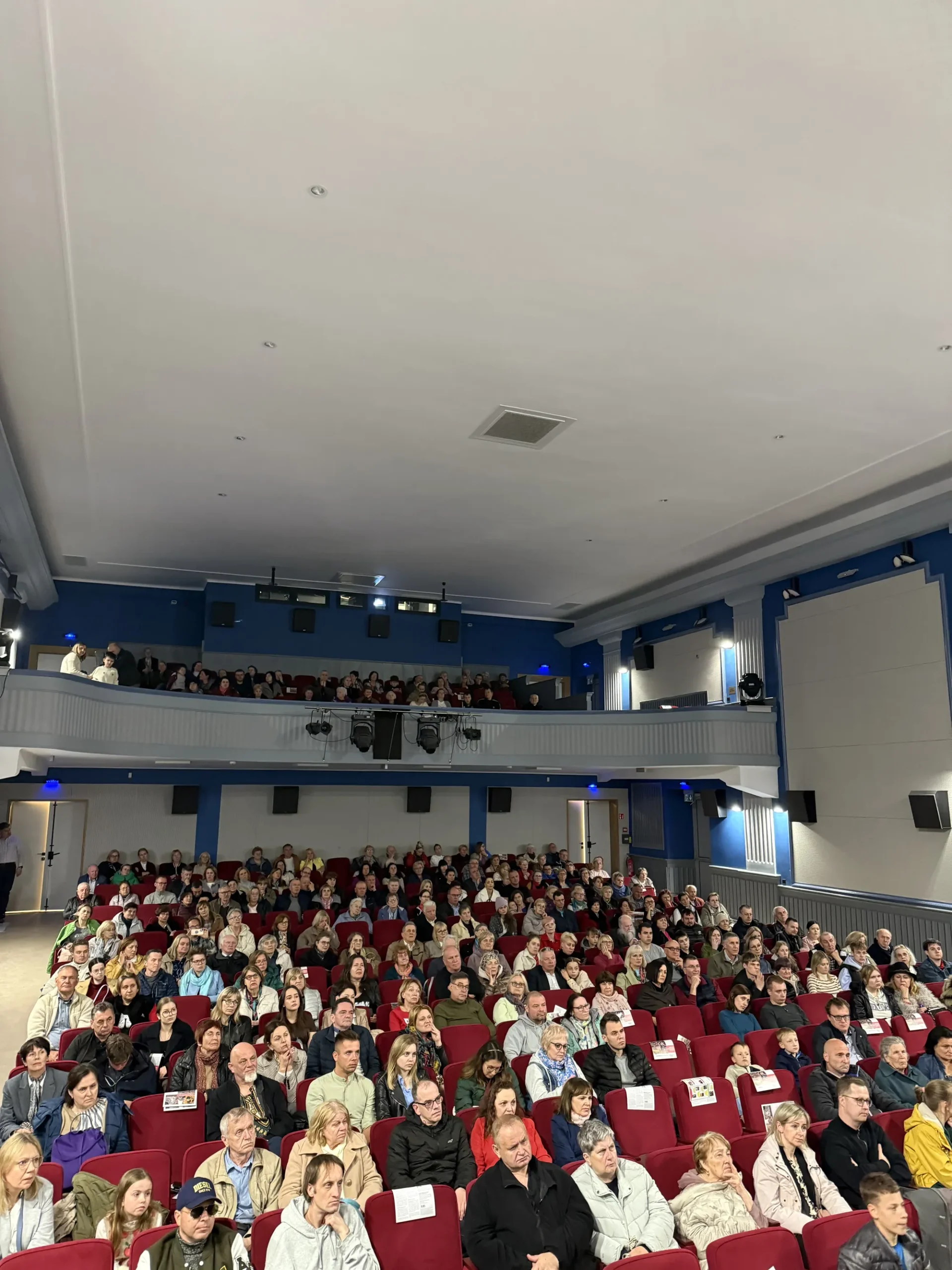 Naprawdę daleko, film dokumentalny