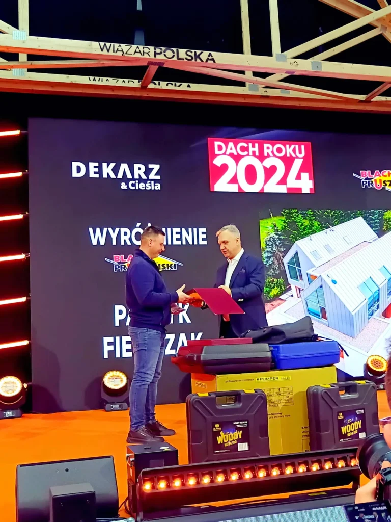 Dach Roku 2024