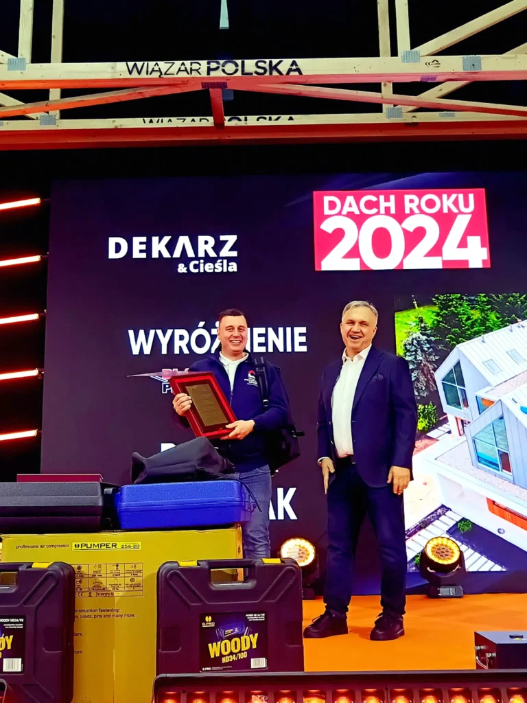 Dach Roku 2024