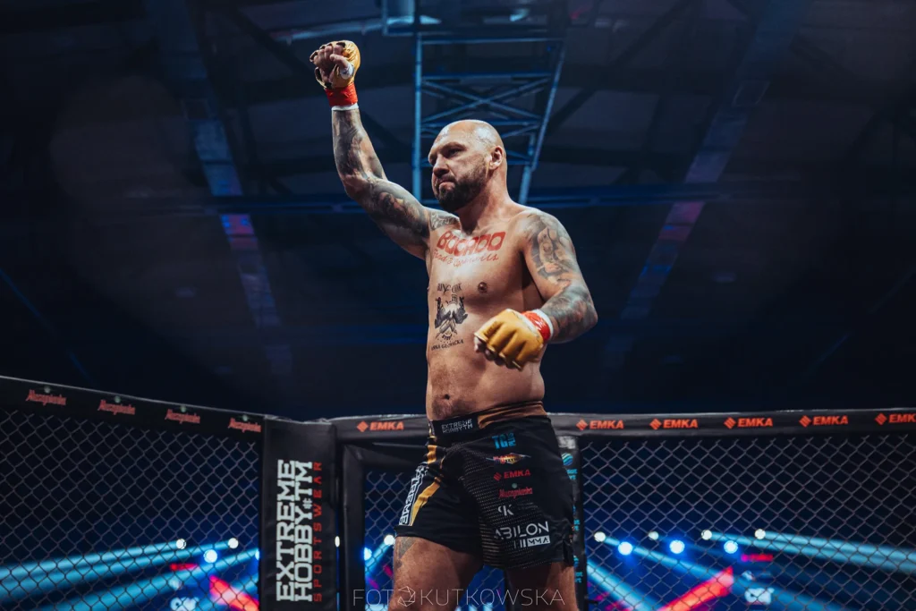 Babilon MMA 60